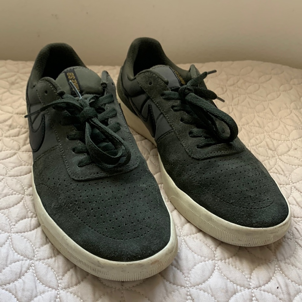 🔅Nike SB Team Classic Sequoia Forest Green Skate Sneakers Men's 10 AH3360-301